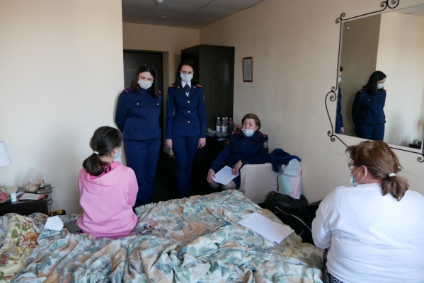 В Ульяновске офицеры следственного управления СК России навестили прибывших детей-сирот из ДНР и ЛНР