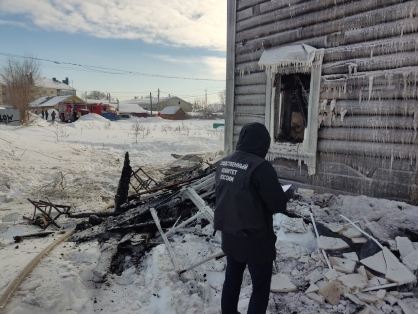 В Ульяновском районе следователи СК выясняют обстоятельства гибели мужчины при пожаре